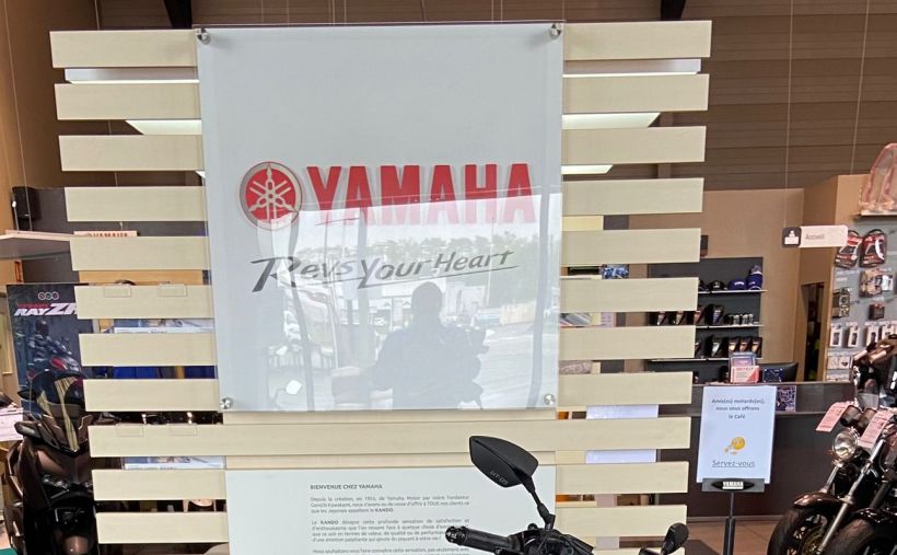 YAMAHA MT-09 0