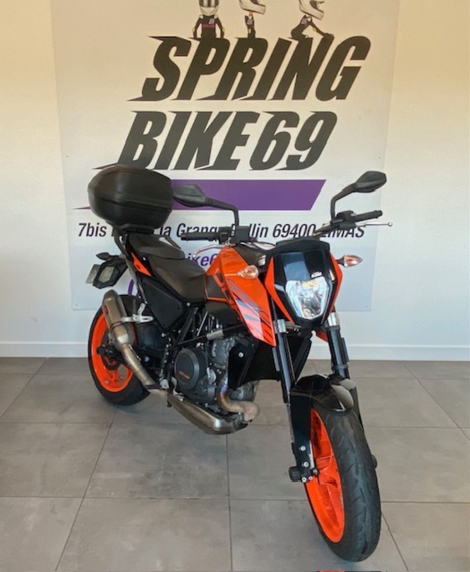 KTM 690 DUKE 6