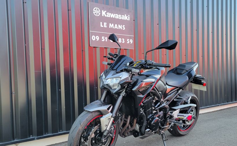 KAWASAKI Z 900 10