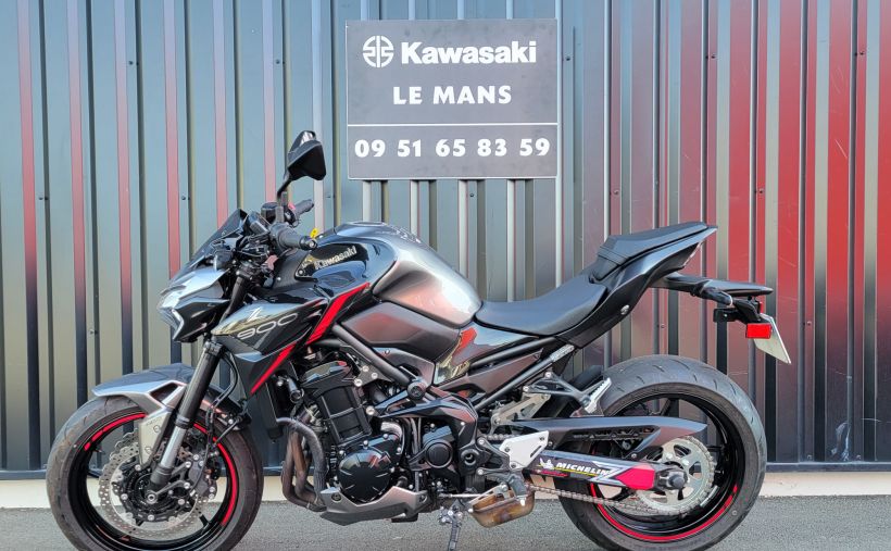 KAWASAKI Z 900 30
