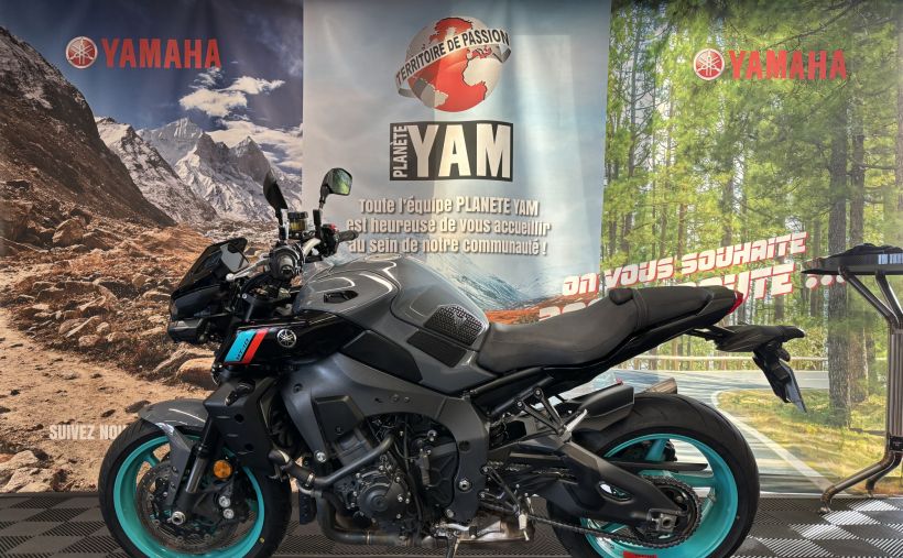 YAMAHA MT-10 5