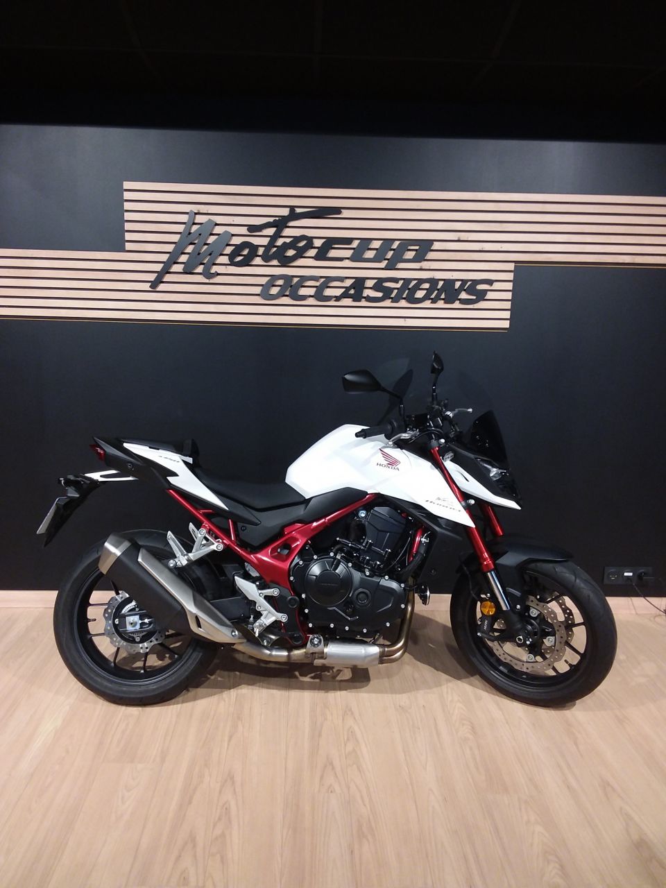 HONDA CB 750 HORNET 0