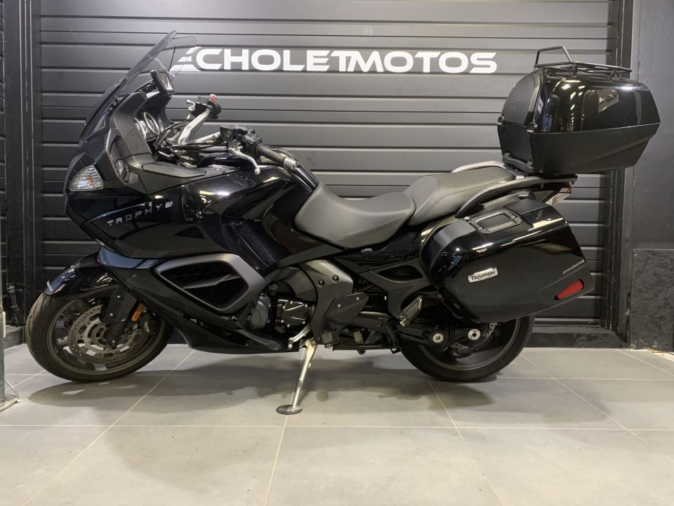 TRIUMPH TROPHY 1200 SE 12