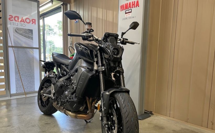 YAMAHA MT-09 0
