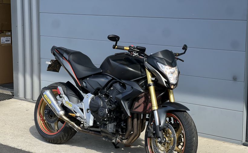 HONDA CB 600 F HORNET 1