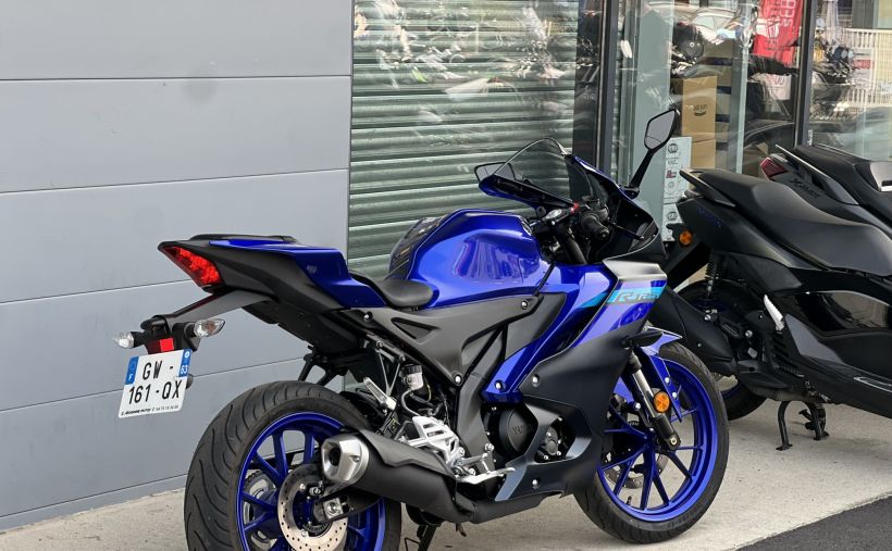 YAMAHA YZF 125 R ABS 2