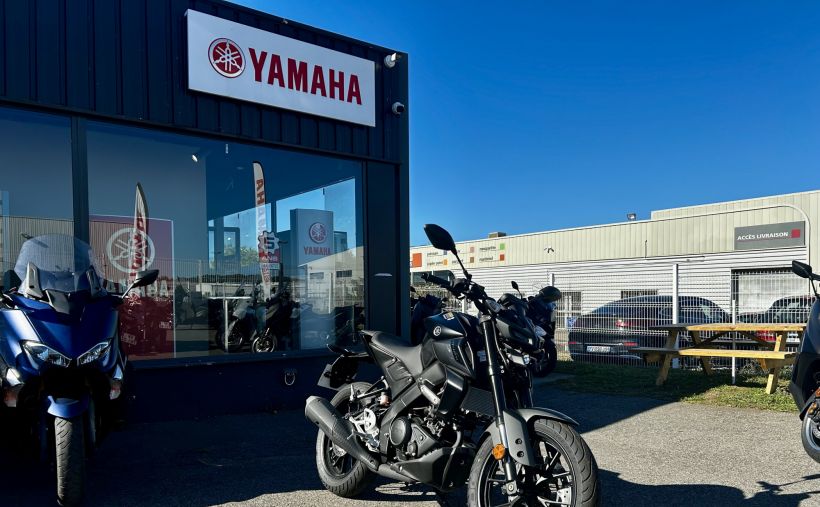YAMAHA MT-125 0