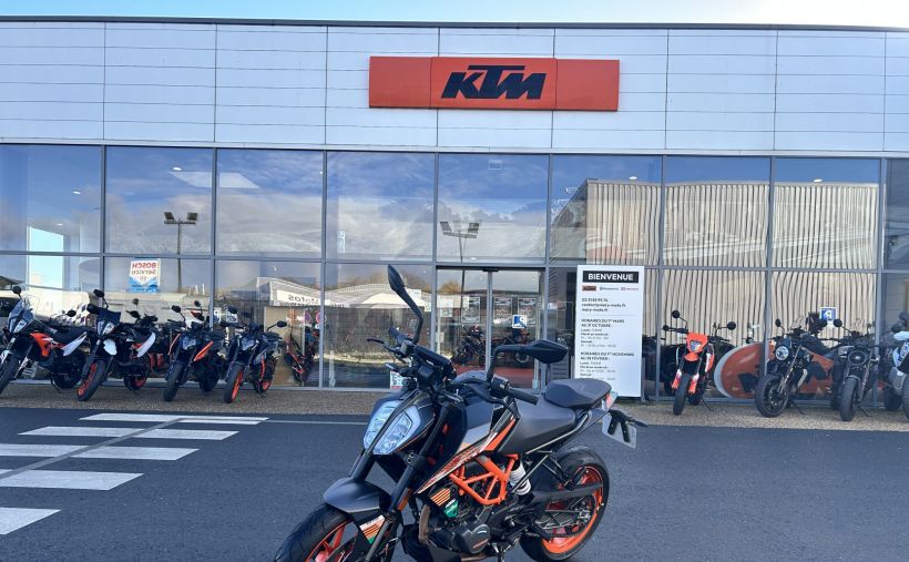 KTM 125 DUKE ABS 13