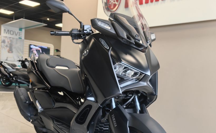 YAMAHA XMAX 125 TECH MAX 4