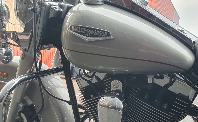 HARLEY-DAVIDSON TOURING ROAD KING 1584 CLASSIC 3