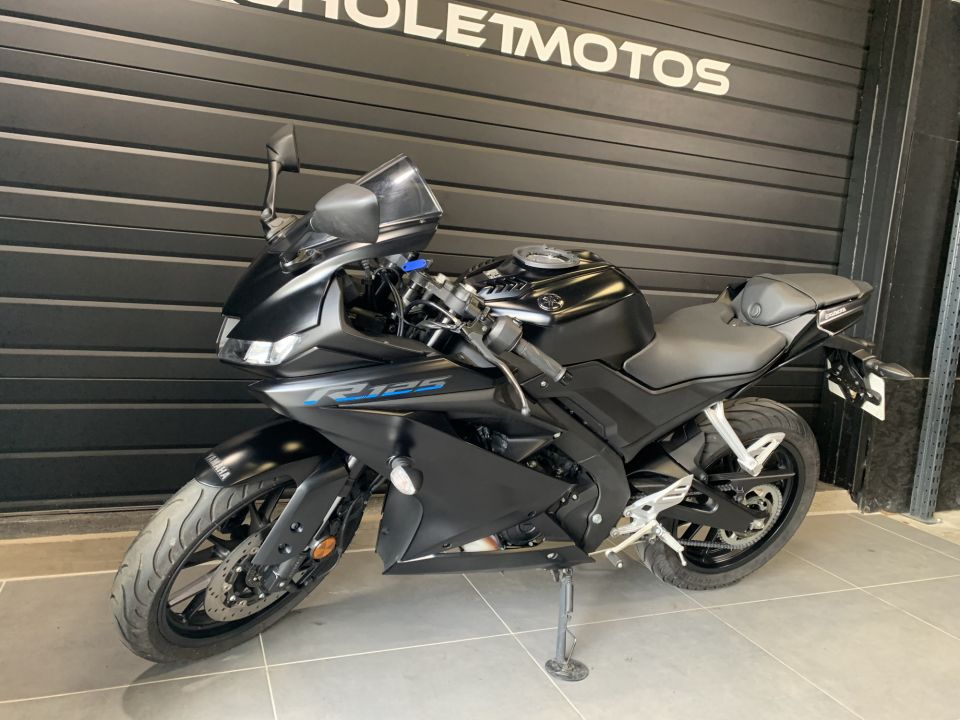 YAMAHA YZF-R 125 16