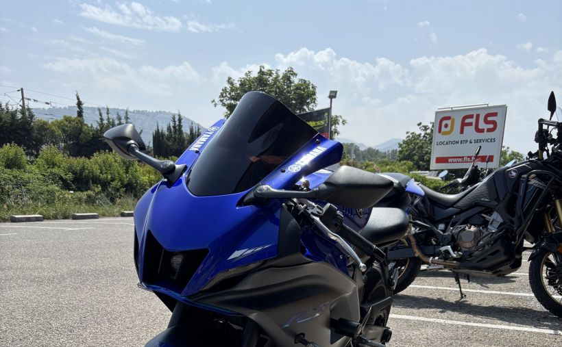 YAMAHA YZF-R7 2