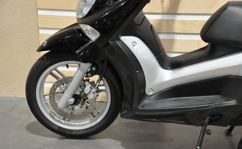 YAMAHA X-CITY 125 9