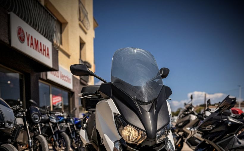 YAMAHA XMAX 125 0