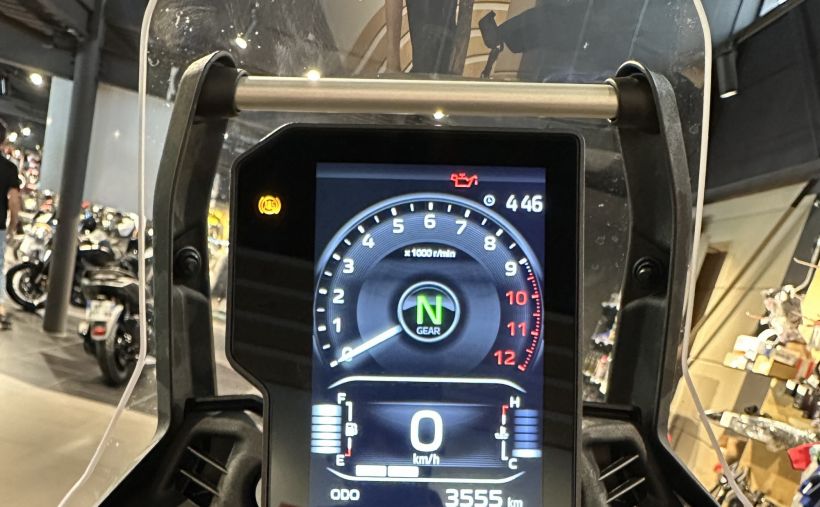 YAMAHA XTZ TENERE 700 3