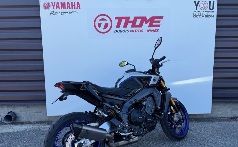 YAMAHA MT-09 SP 6