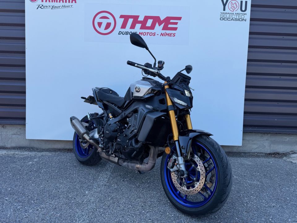 YAMAHA MT-09 SP 1