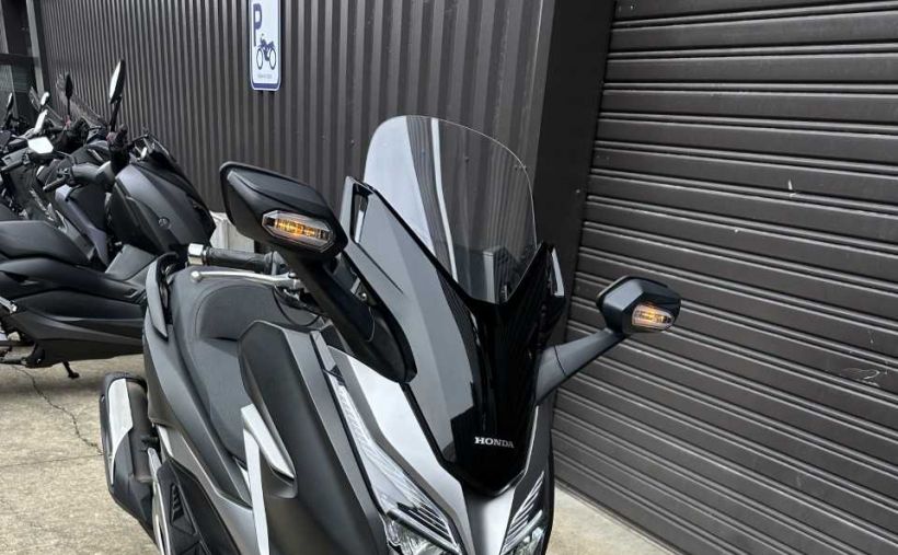 HONDA NSS FORZA 300 0