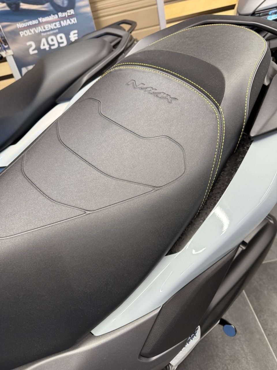 YAMAHA NMAX 125 TECH MAX 8