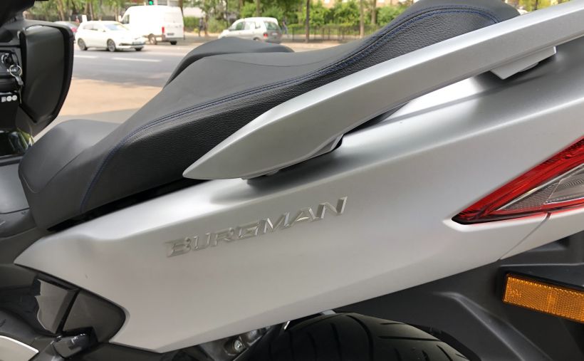 SUZUKI BURGMAN 400 22