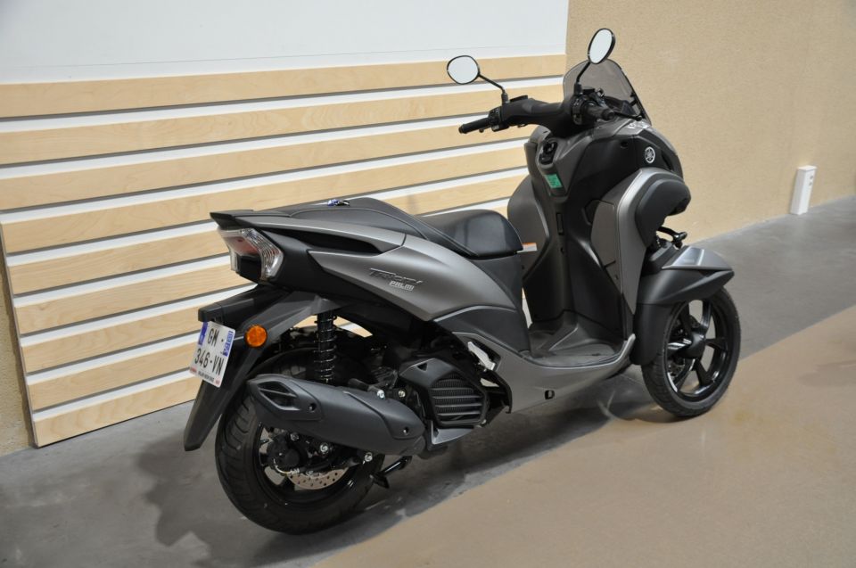 YAMAHA TRICITY 125 3