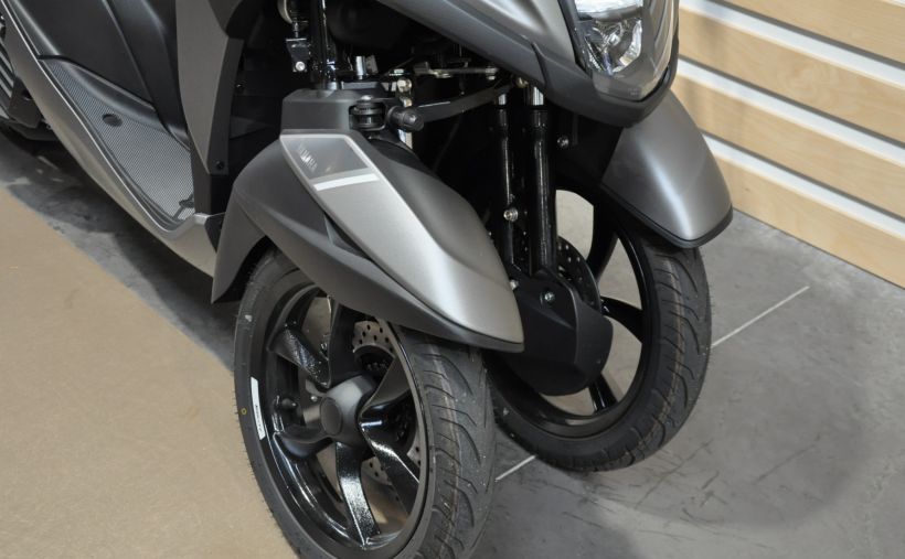 YAMAHA TRICITY 125 6