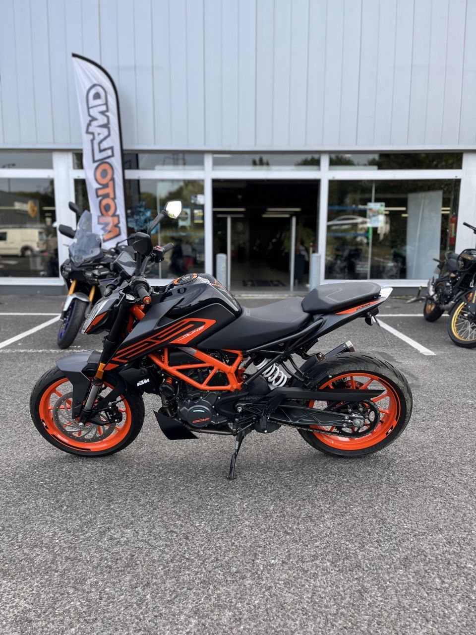 KTM 125 DUKE 0
