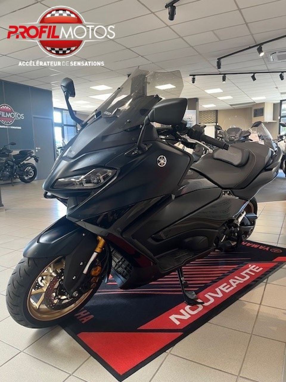 YAMAHA XP T-MAX 560 TECH MAX 2