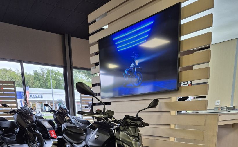 YAMAHA MT-07 Y-AMT 0