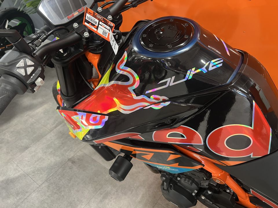 KTM 890 DUKE R 36