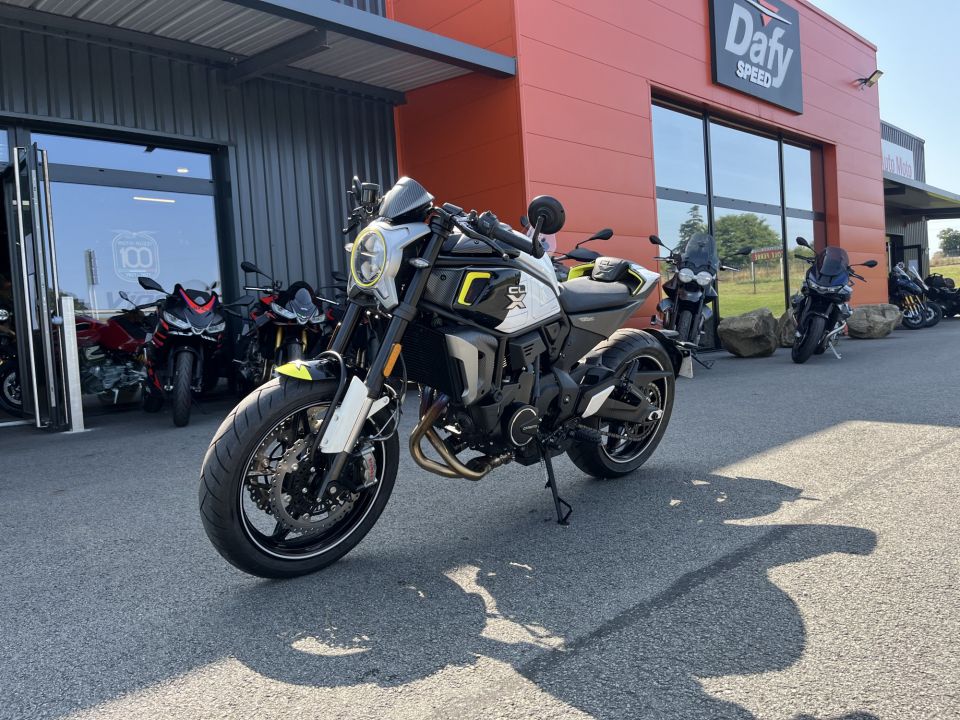 CF MOTO Cl 700-x sport 0