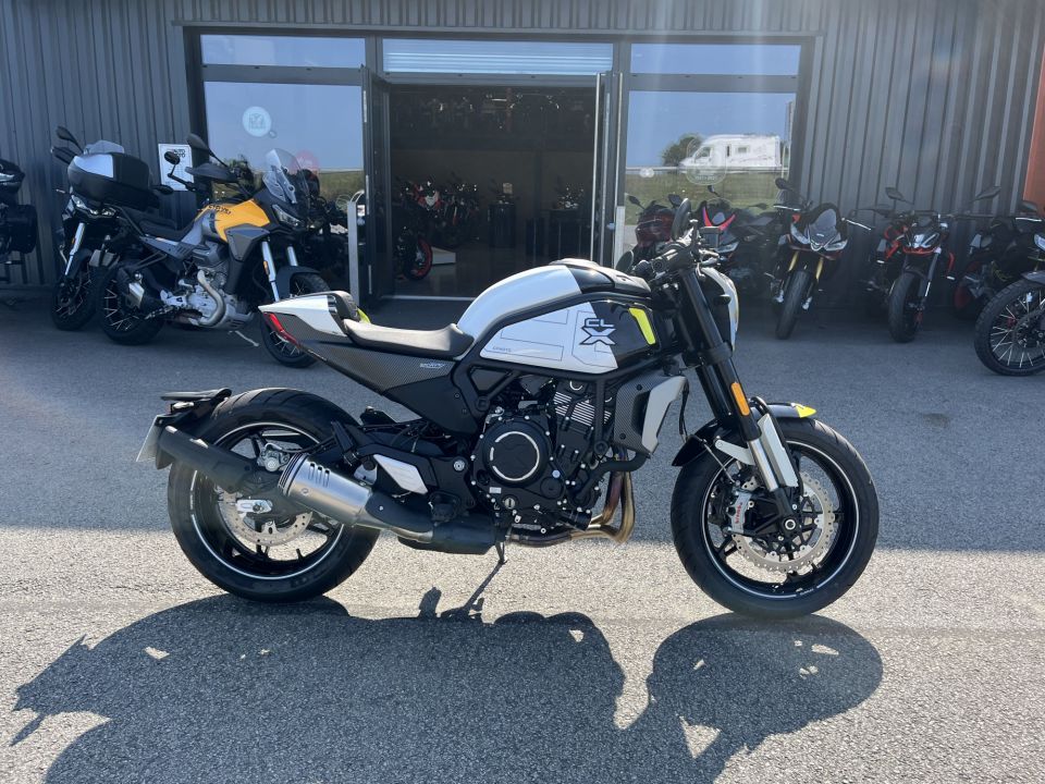 CF MOTO Cl 700-x sport 5