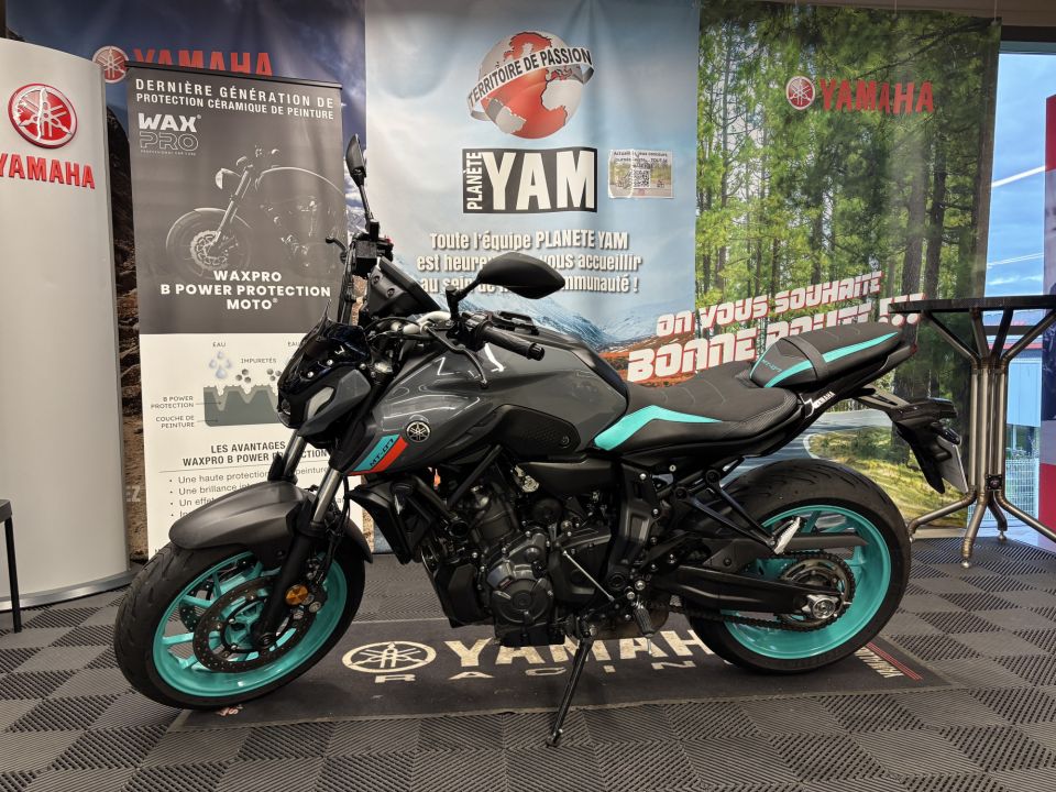YAMAHA MT-07 (47.5CV) 5