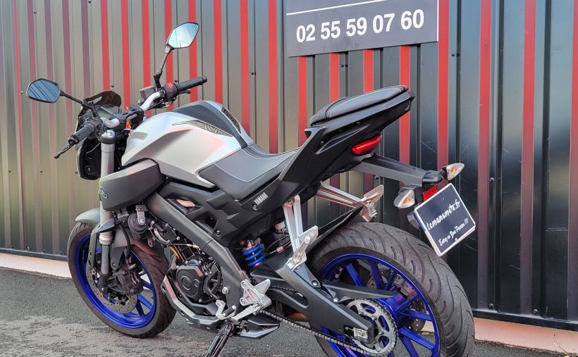 YAMAHA MT-125 2