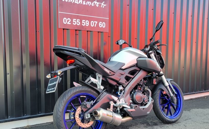 YAMAHA MT-125 6