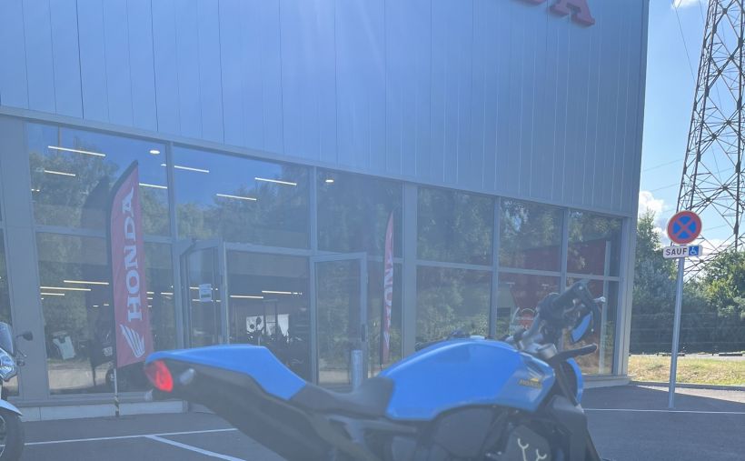 HONDA CB 1000 R 1