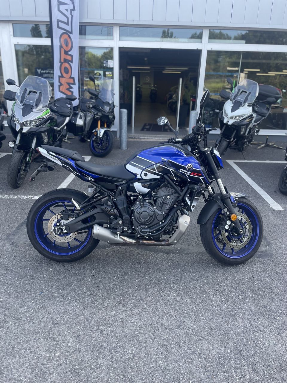YAMAHA MT-07 0