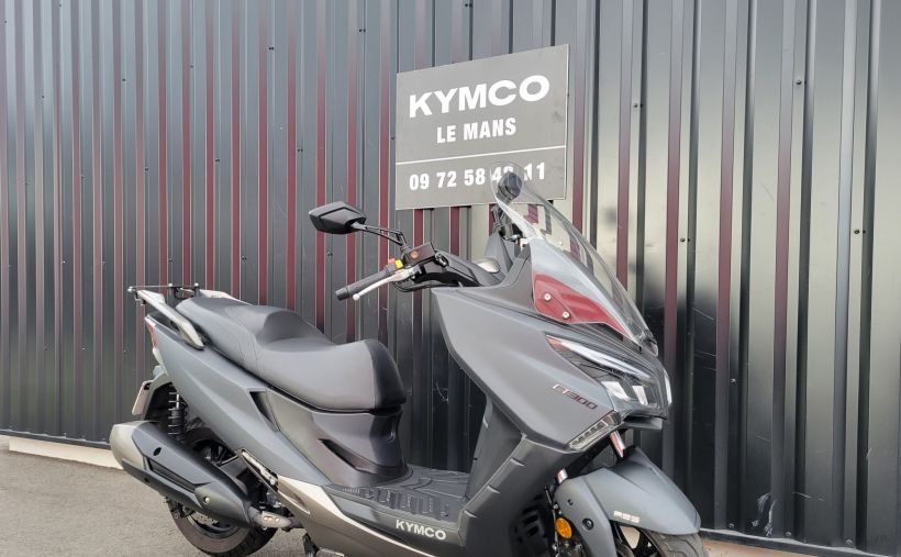 KYMCO X-TOWN 300 1