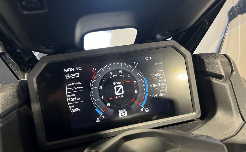 YAMAHA XP T-MAX 560 TECH MAX 18