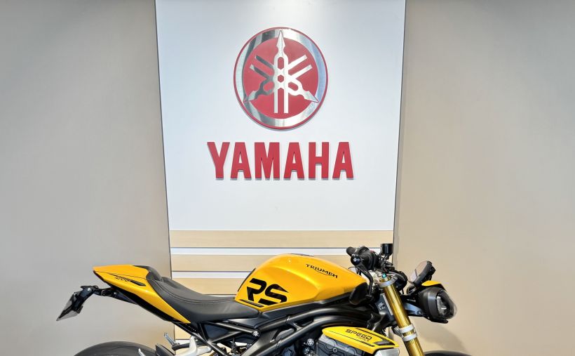 TRIUMPH SPEED TRIPLE 1200 RS 1