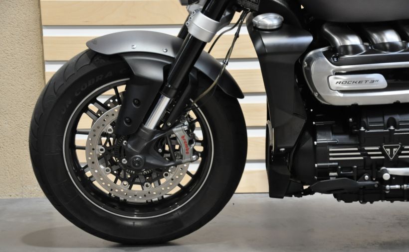 TRIUMPH ROCKET 3 R 11