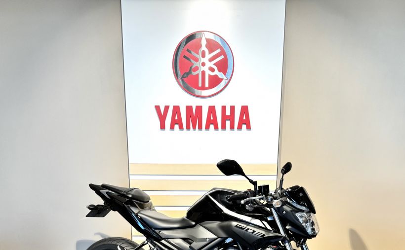 YAMAHA MT-03 0