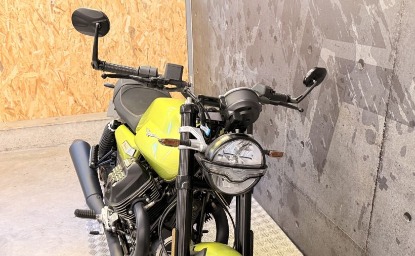 MOTO GUZZI V7 9