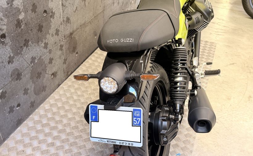 MOTO GUZZI V7 18