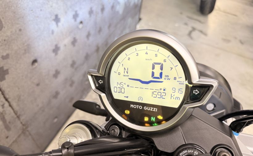 MOTO GUZZI V7 27