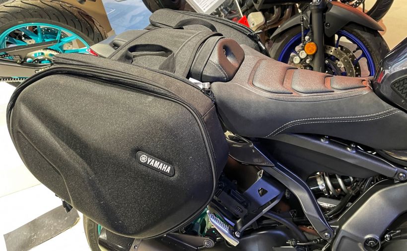 YAMAHA MT-09 5