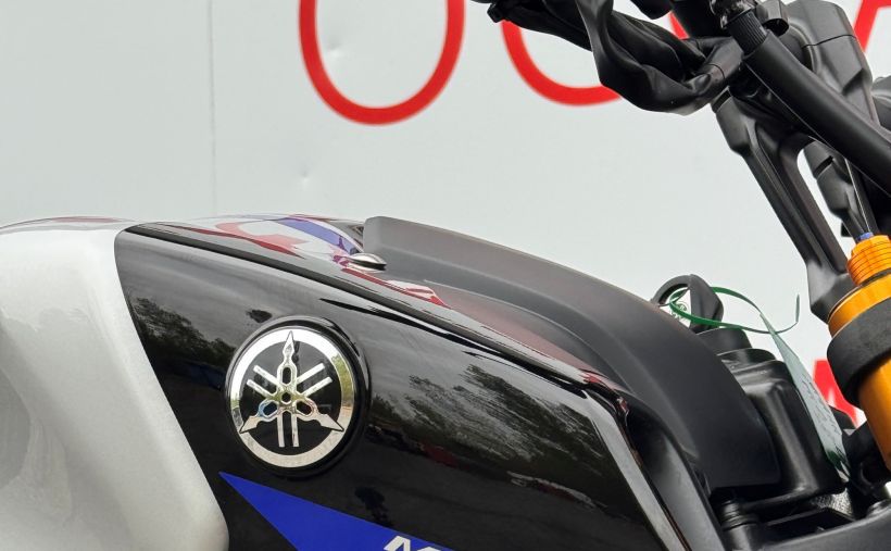 YAMAHA MT-09 SP 1