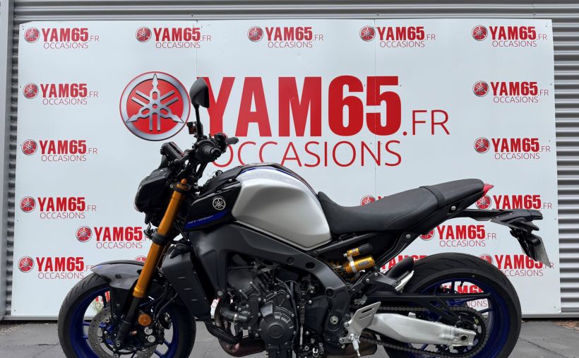 YAMAHA MT-09 SP 6