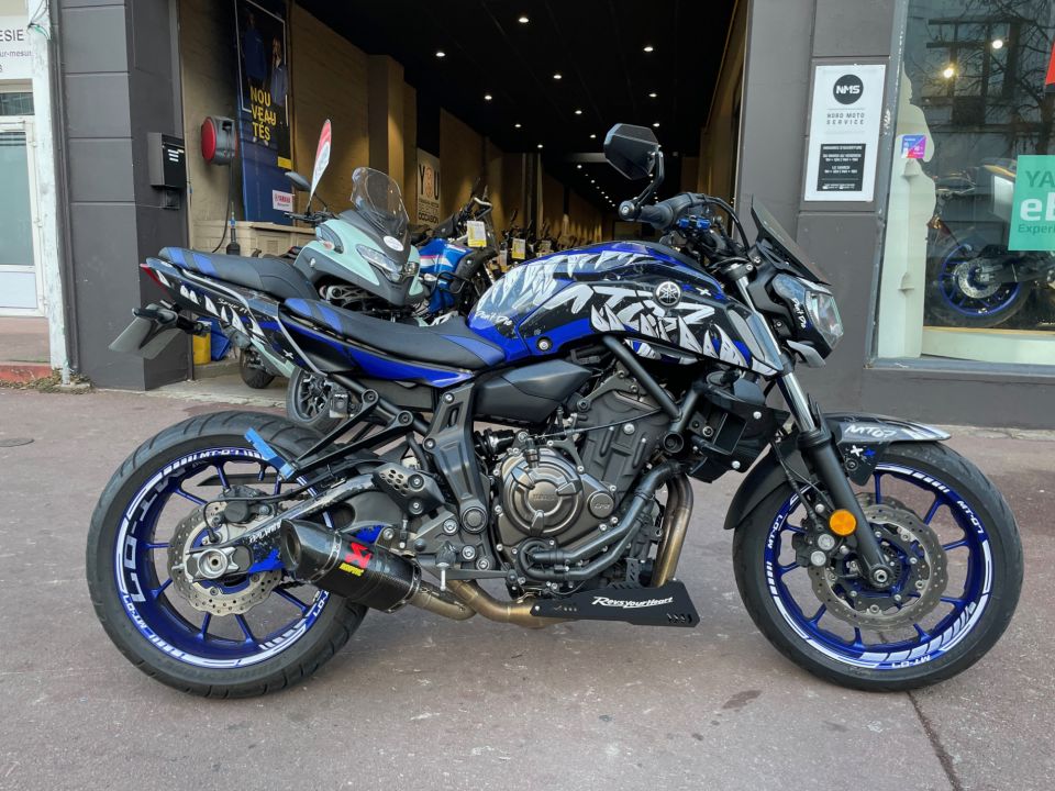 YAMAHA MT-07 0