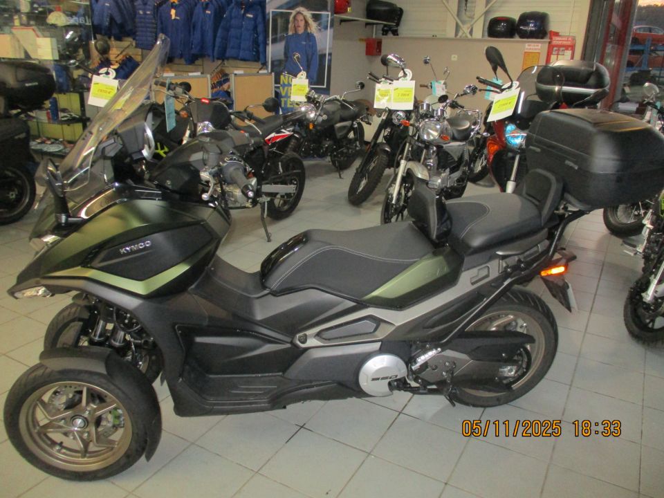 KYMCO CV3 550 10